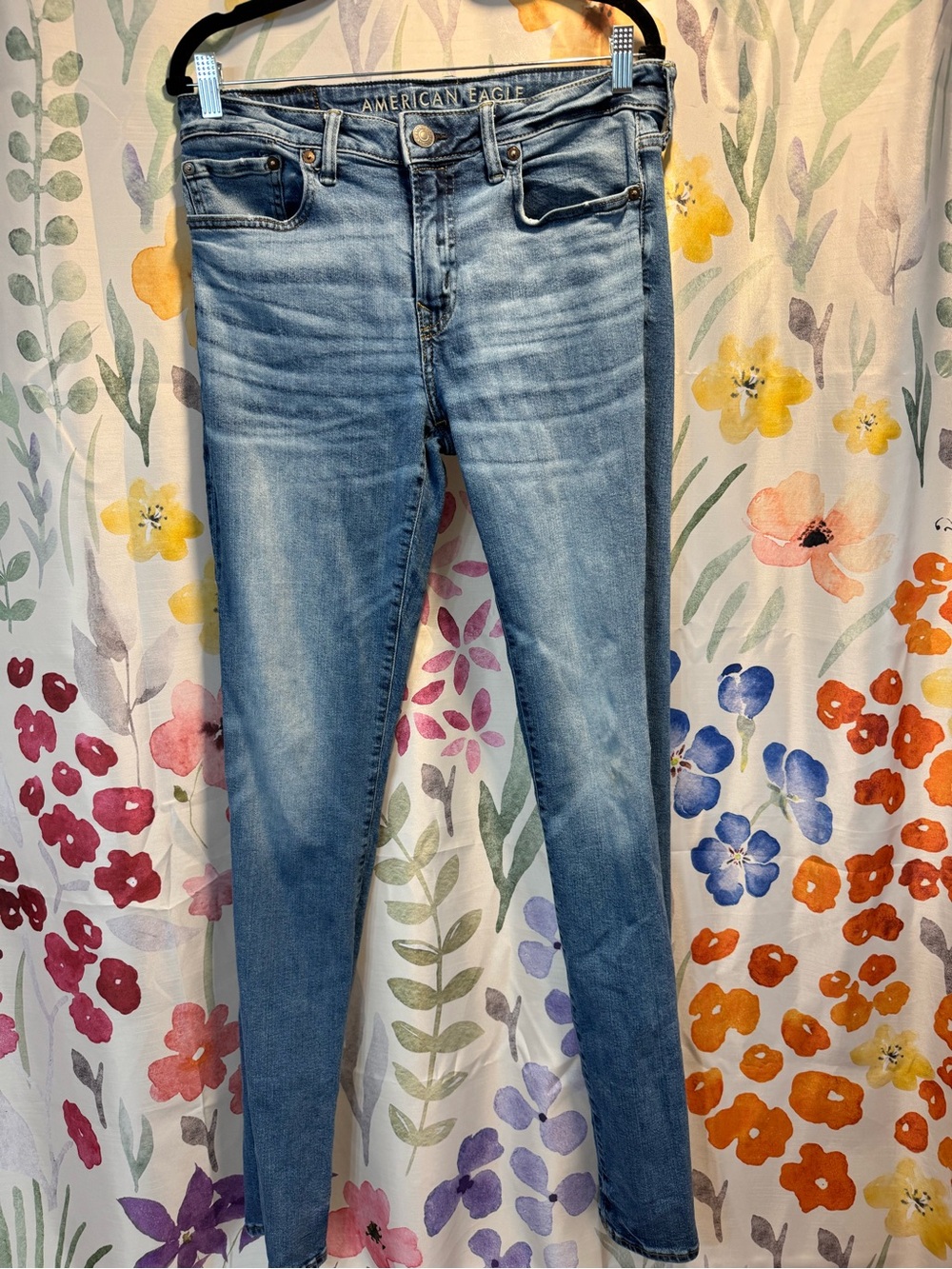 American Eagle Outfitters Light Blue Skinny Jeans